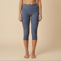 BBrazil Clothing Basket Weave Jacquard Capri Leggings in charcoal - women's pants