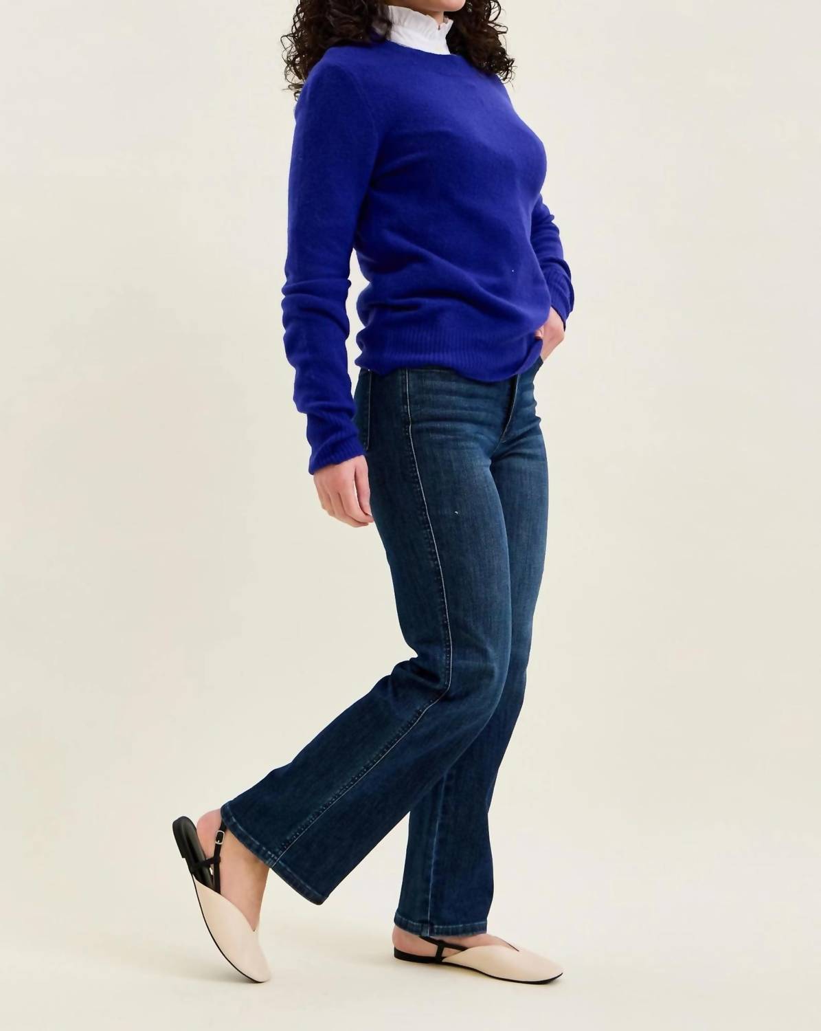 Judy Blue - Mid Rise Petite Jeans With Tummy Control