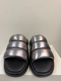 Cougar - Women's Leather Water-repellent Sandal