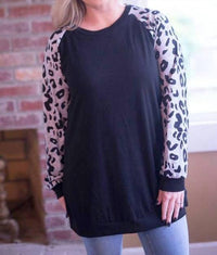 Shirley Stone - Leopard Raglan Top