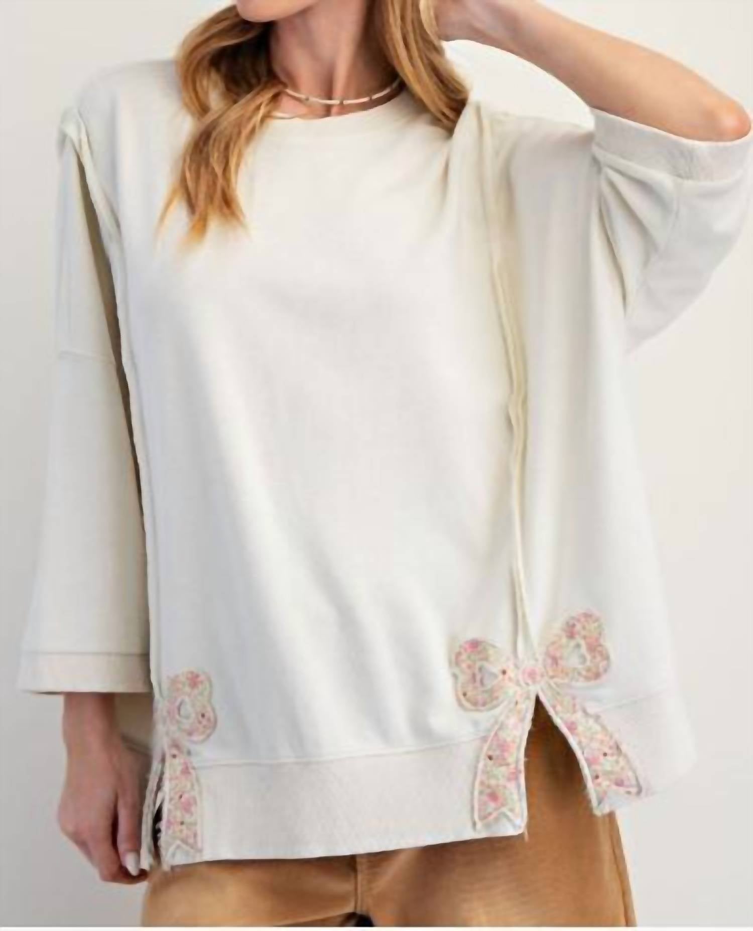 Easel - Bow Patch Shirt