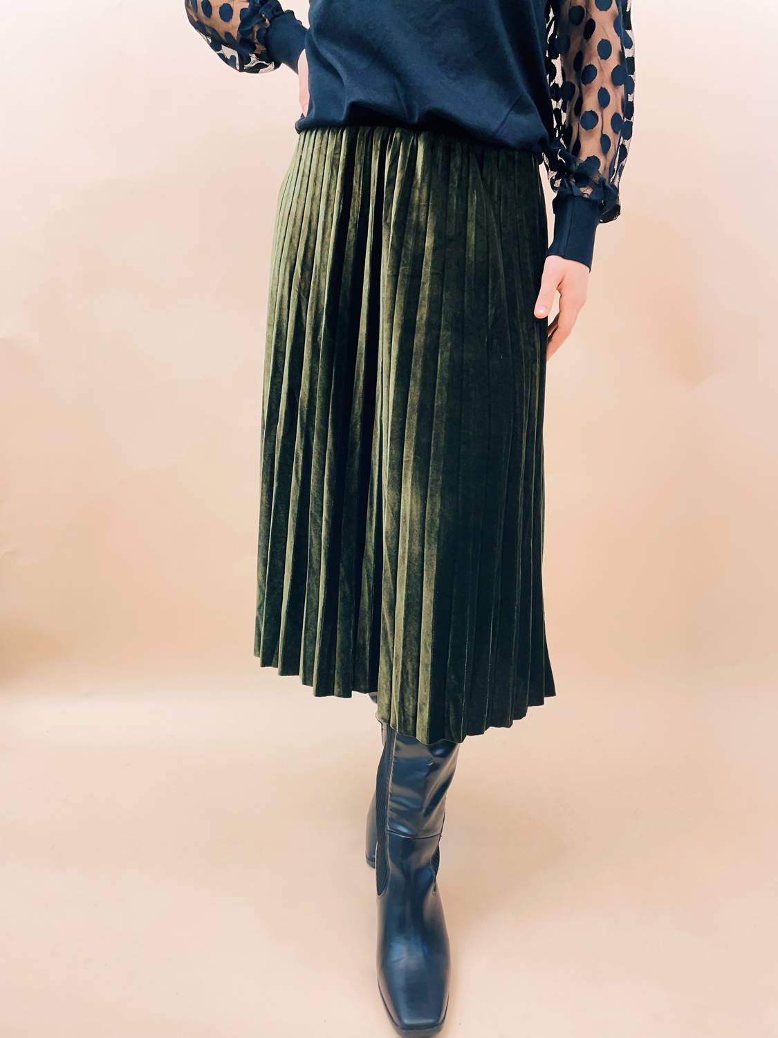 Papillon - Evie Velvet Skirt
