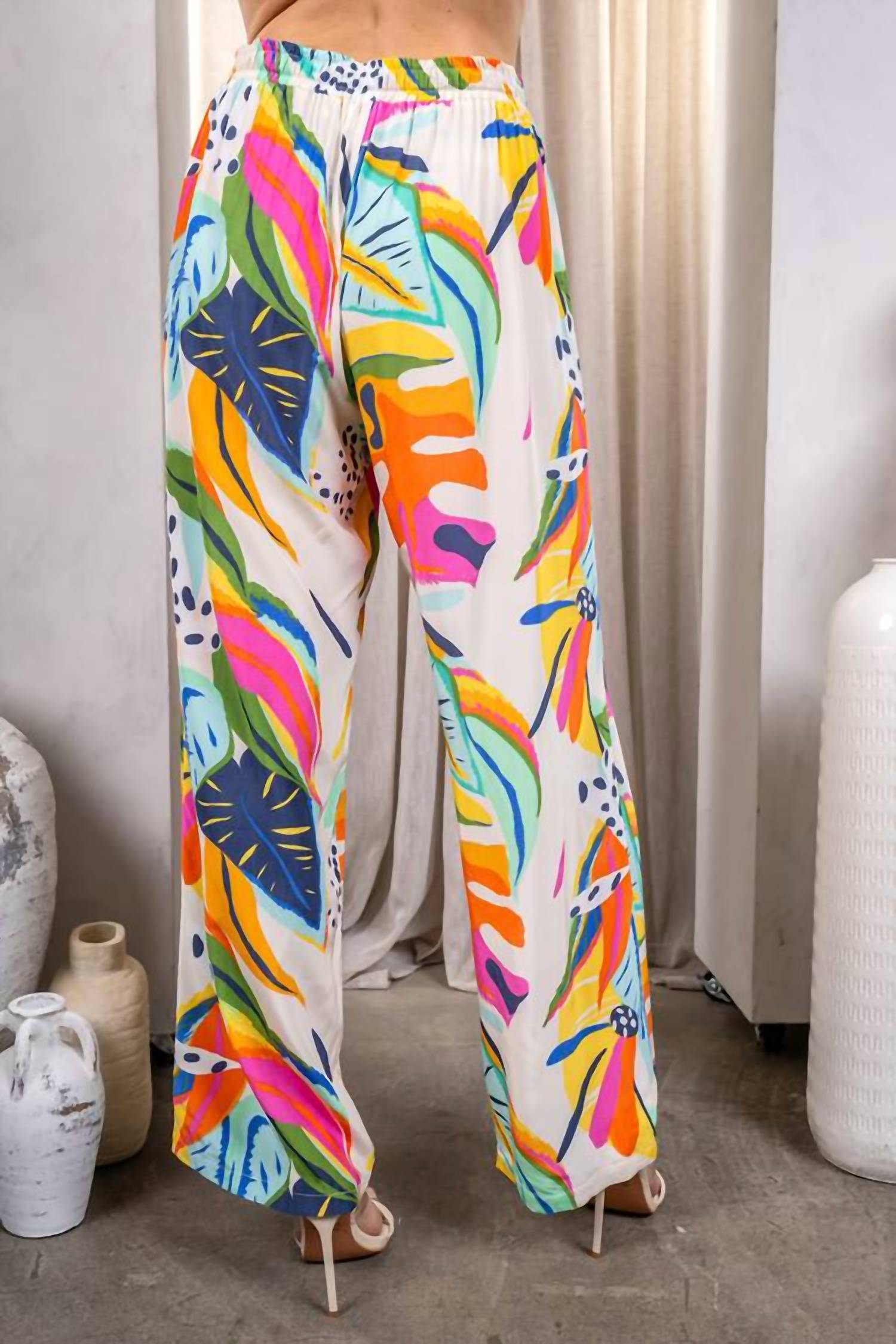 Paparazzi - Woven Mixed Print Pull-on Pant