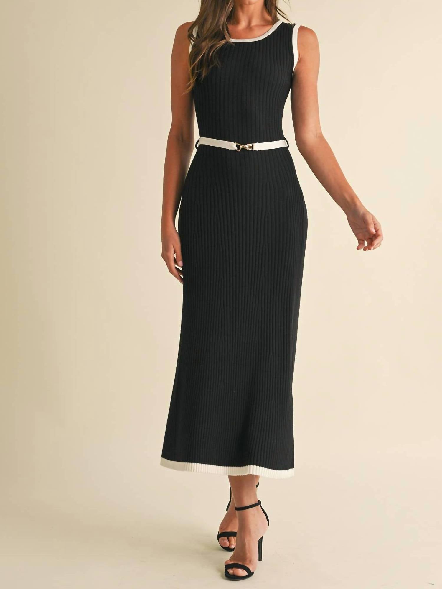 Endless Blu. - Sleeveless Midi Sweater Dress