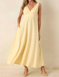 Minkpink - Kaia Linen Blend Maxi Dress