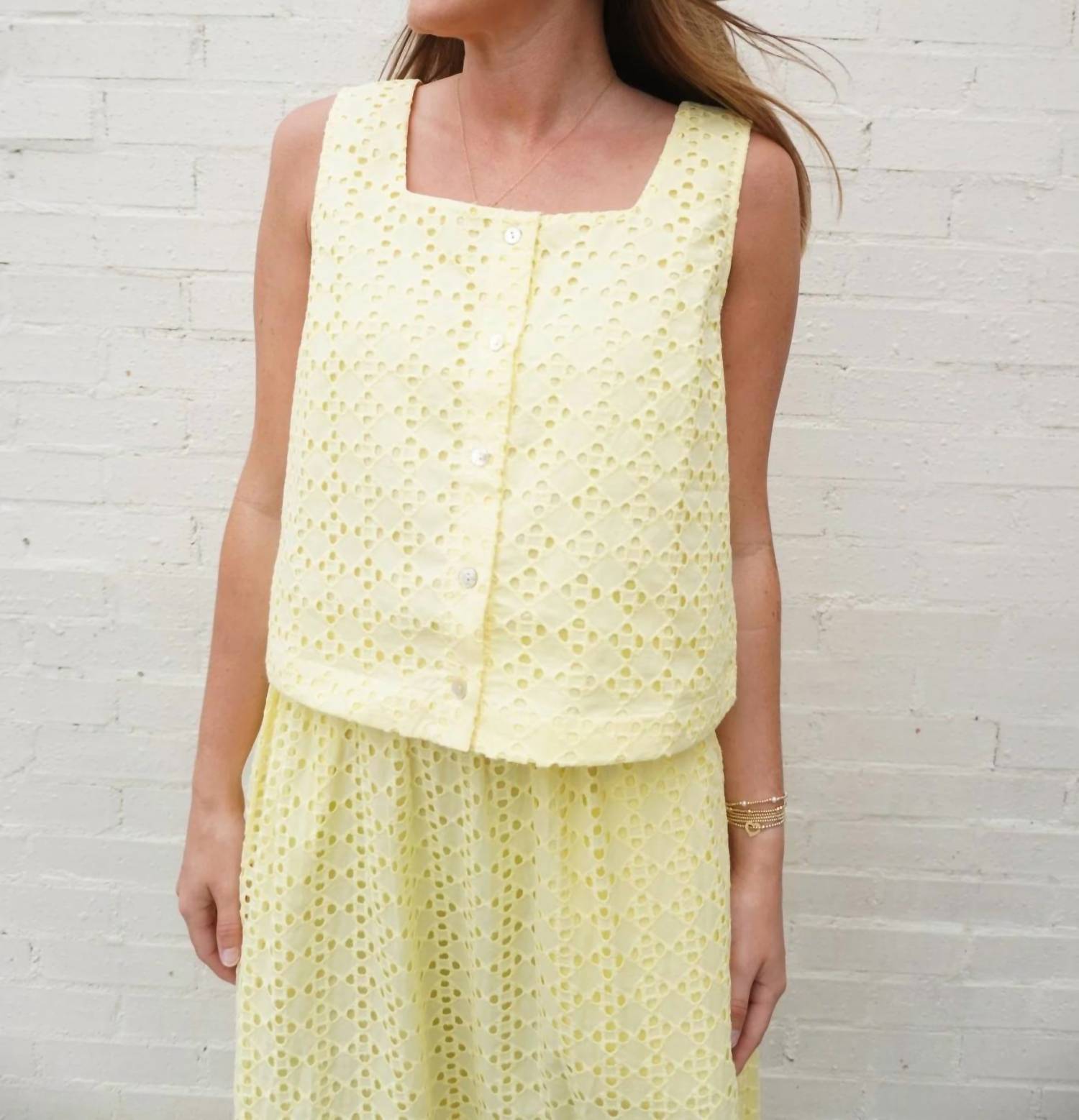 Entro - Eyelet Button Front Top