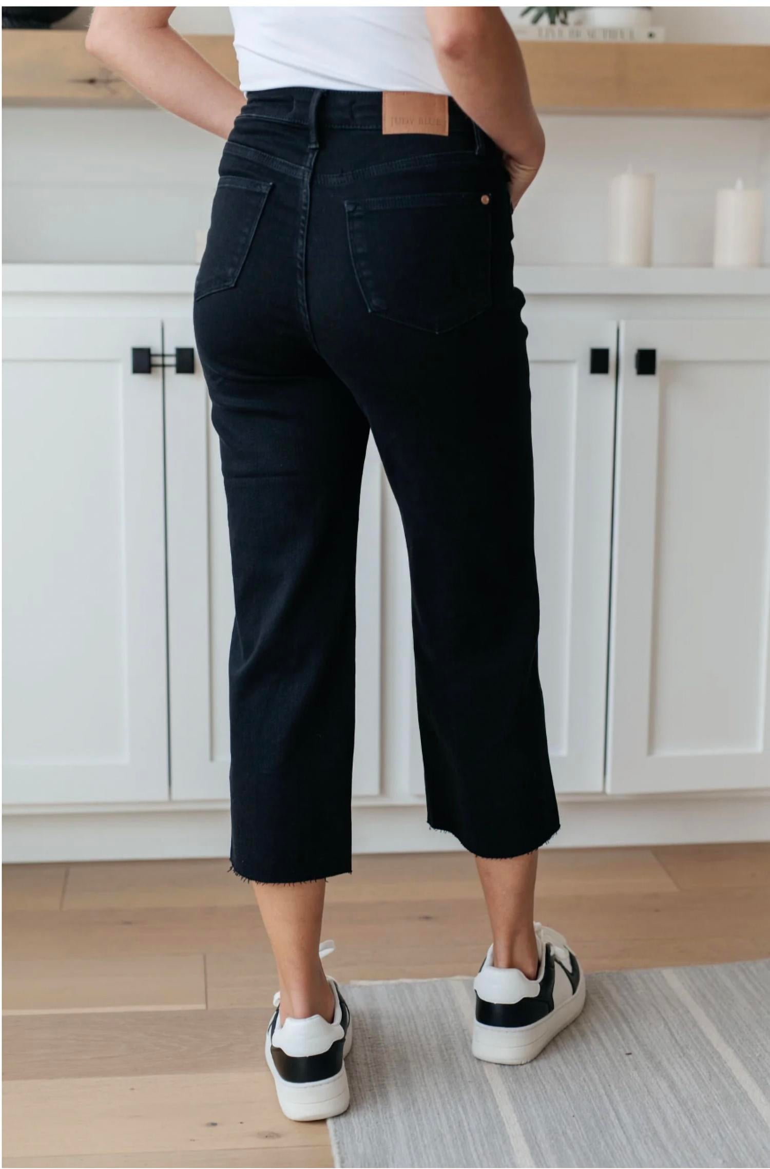 Judy Blue - Lizzy High Rise Control Top Jeans