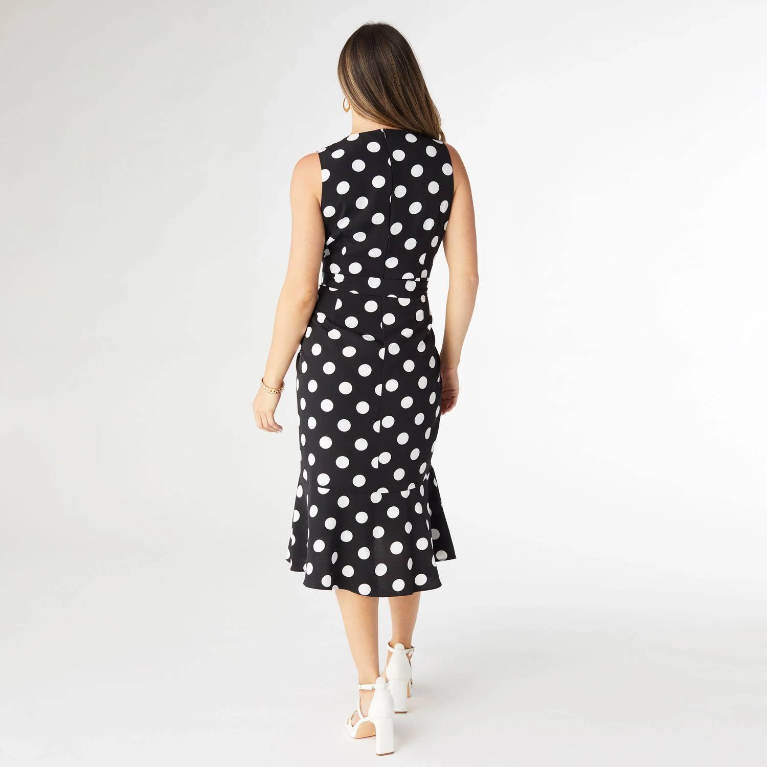 Coco + Carmen - Cynthia Sleeveless Polka Dot Dress