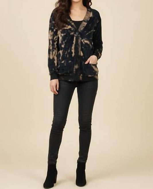 Kathie K - Casual Buttoned Cardigan