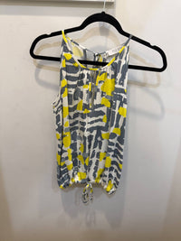 Lola & Sophie - WOMEN'S SLEEVELESS KEYHOLE NECK TOP