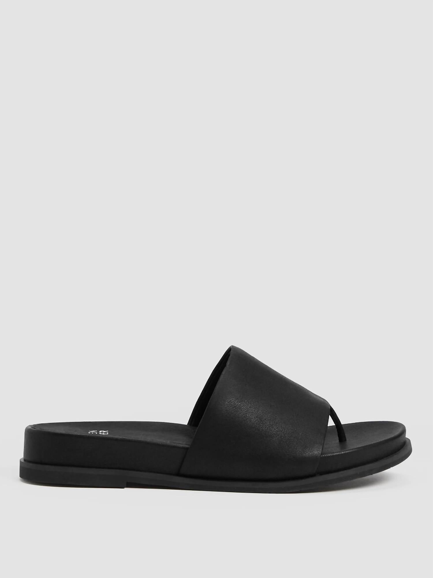 Eileen Fisher - Women's Leather Thong Sandals