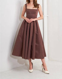 Flying Tomato - Sleeveless Midi Dress