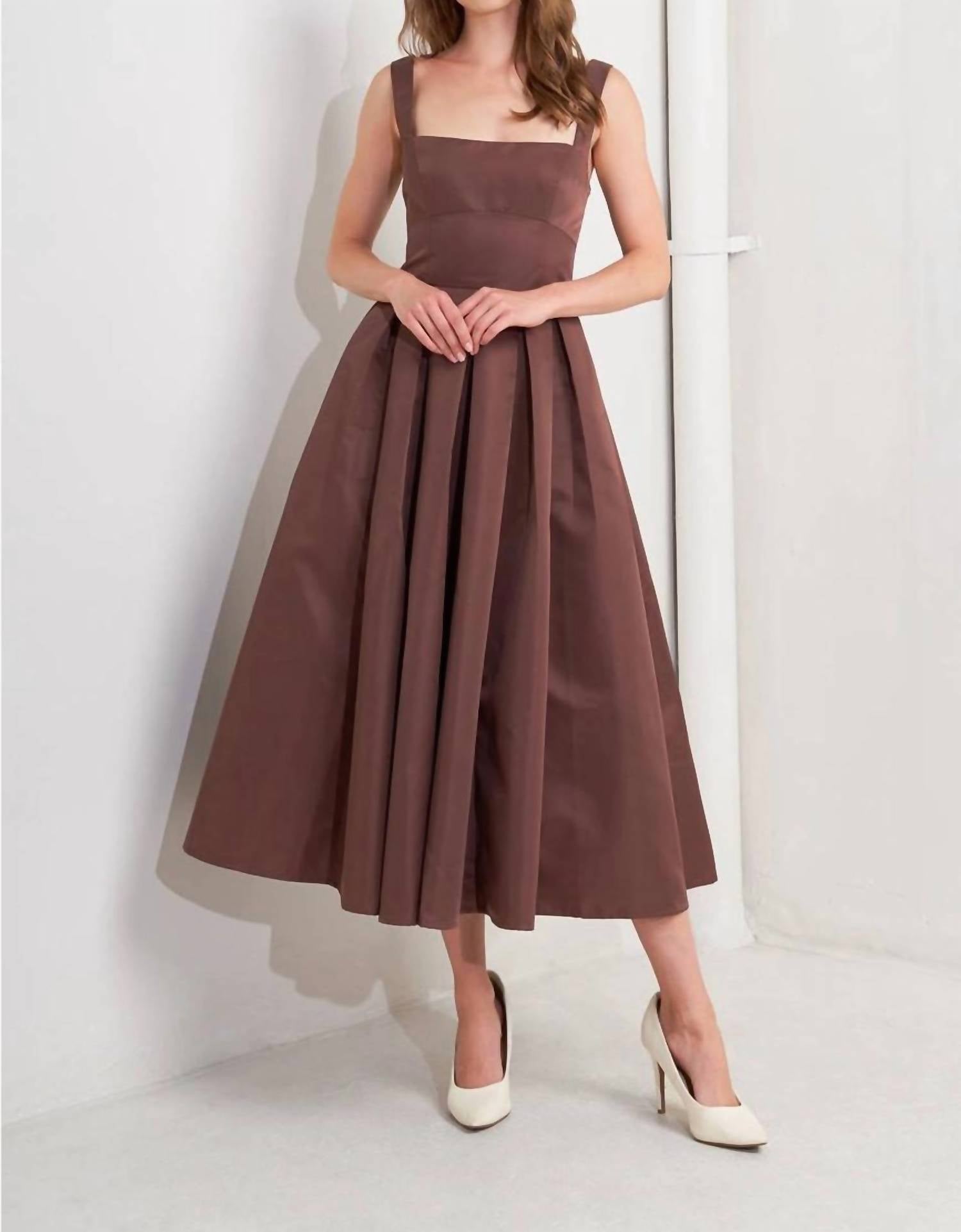 Flying Tomato - Sleeveless Midi Dress
