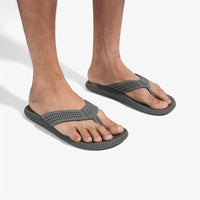 Olukai - Men's Ulele Flip Flops Beach Sandals