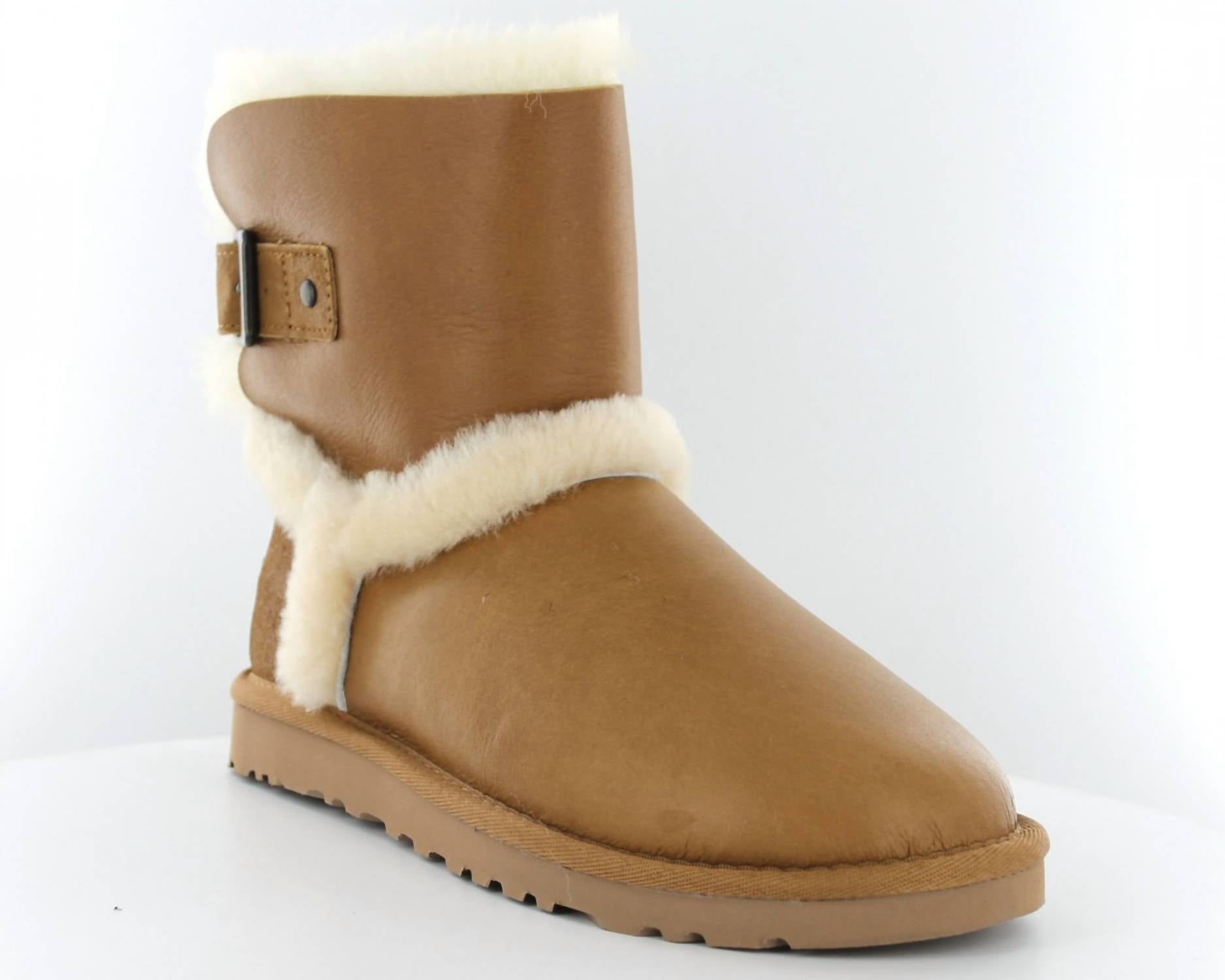 Ugg - Women's Airehart Boots