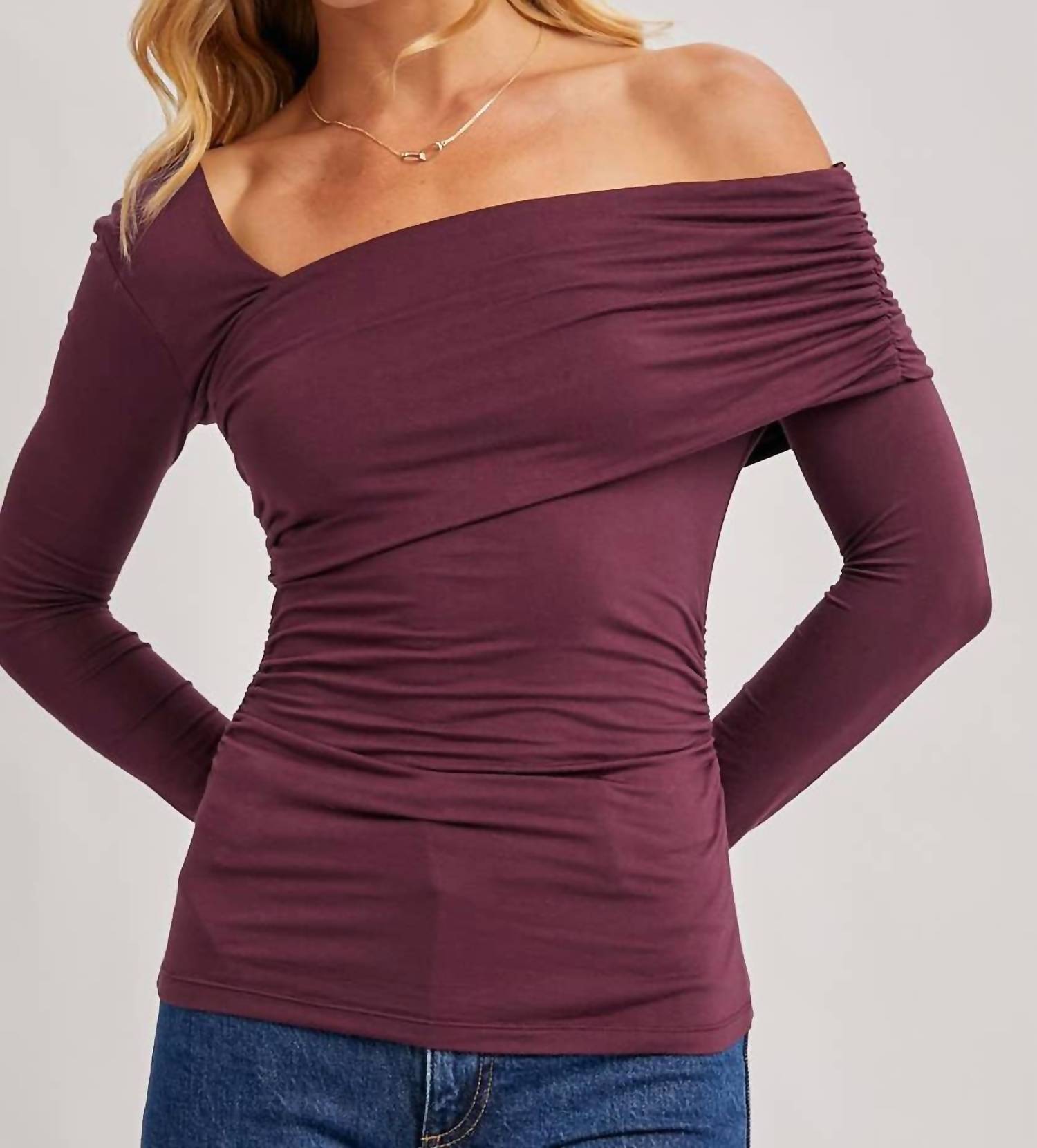 Bluivy - Women's Asymmetric Knit Top