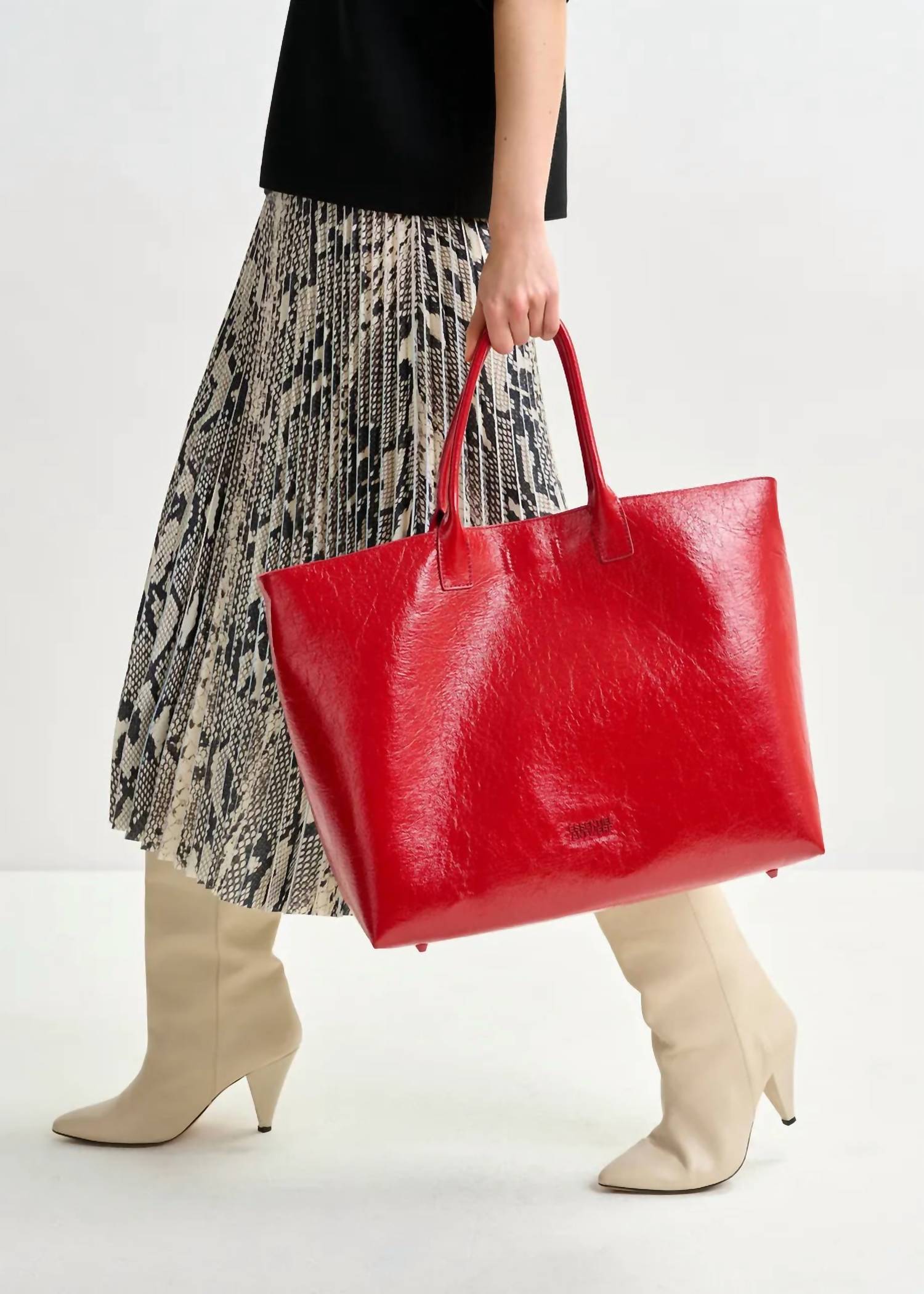 Essentiel Antwerp - Women's Faux Patent-leather Shopper Bag