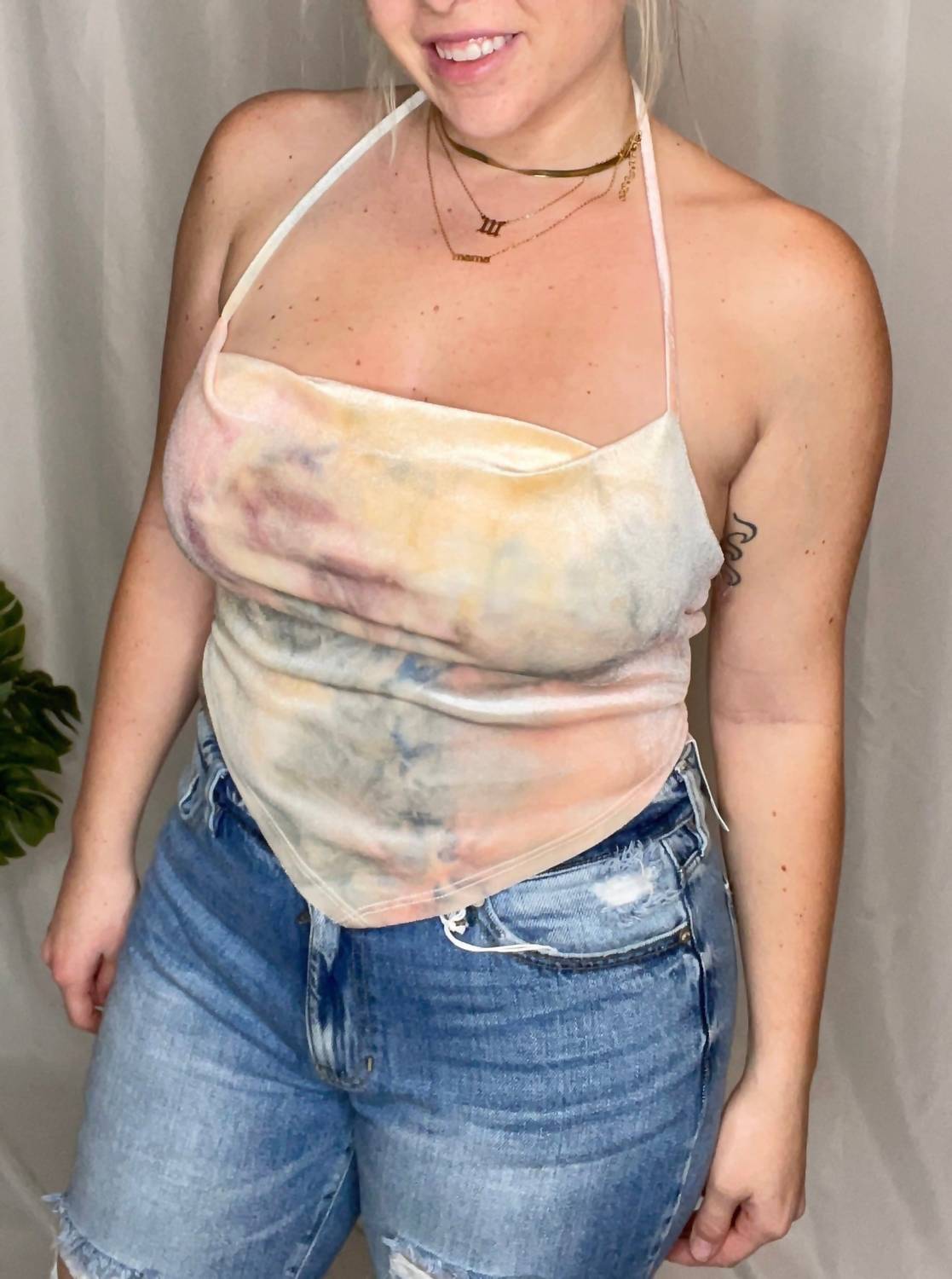 Le Lis - Good Vibes Velvet Halter Scarf Top