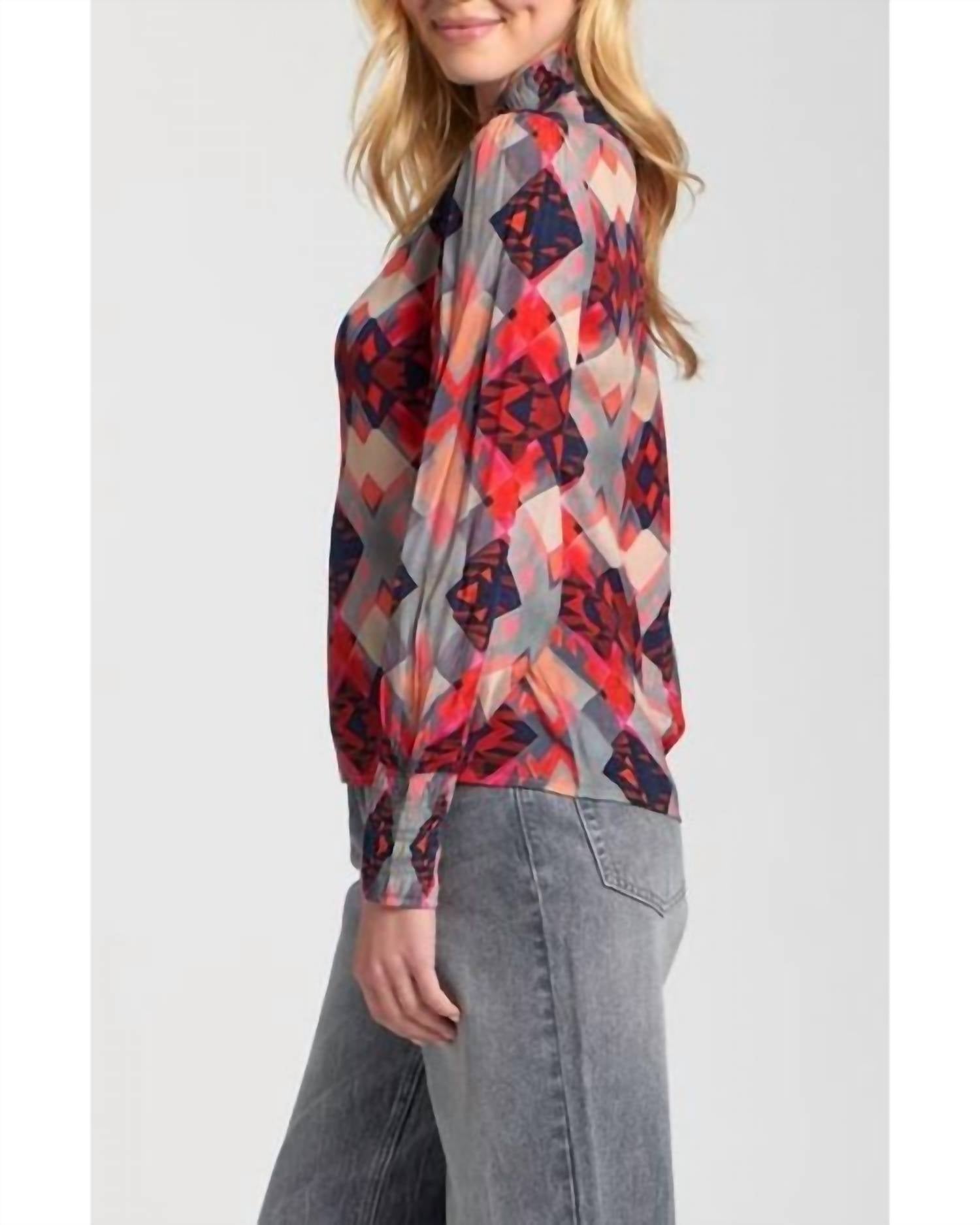 Apny - Puff Shoulder Button Front Top