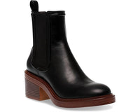 Steve Madden - Women's Curtsy Round Toe Chelsea Pull On Boots