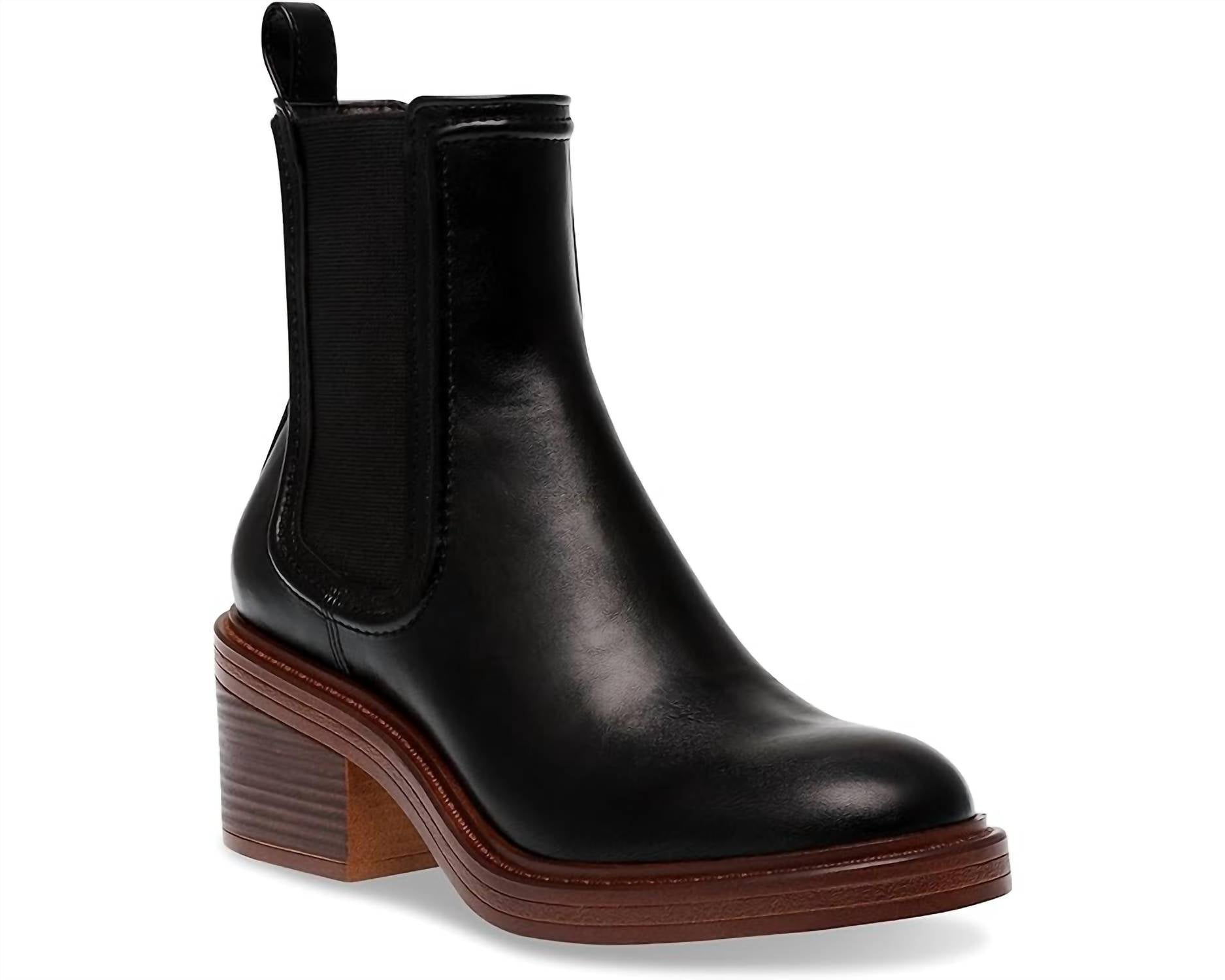 Steve Madden - Women's Curtsy Round Toe Chelsea Pull On Boots