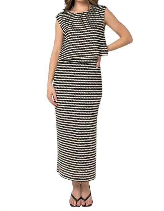 Gilli - Vertical Striped Top and Skirt Set