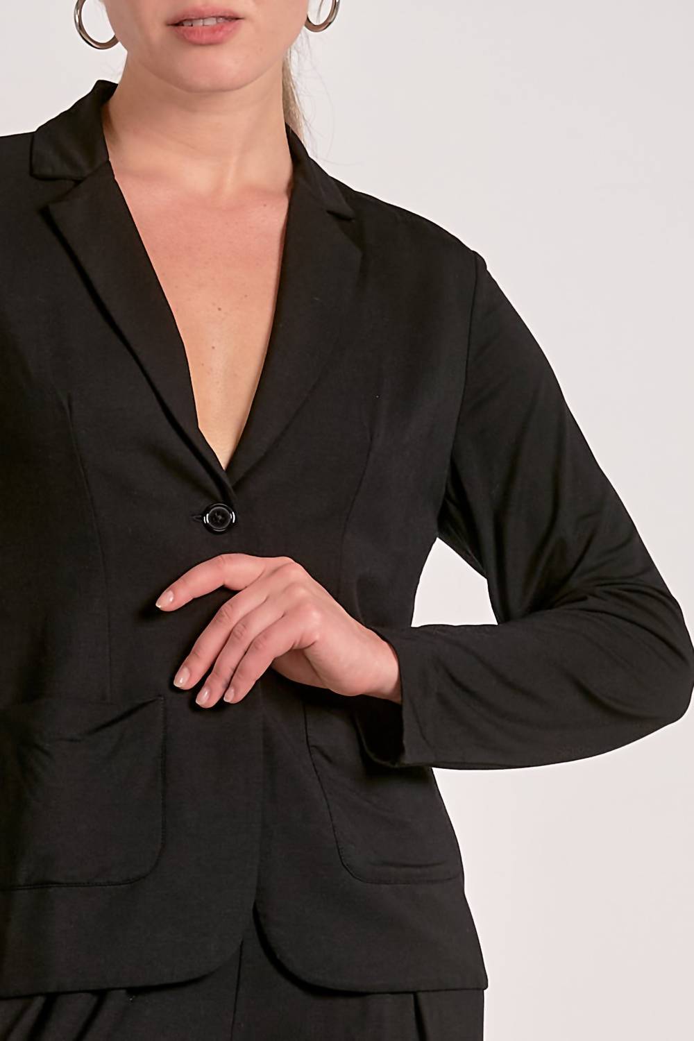Elan - Comfy Button Blazer