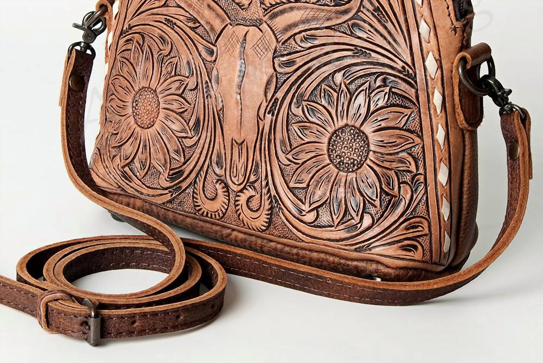 American Darling - Women's Leather Crossbody Bag