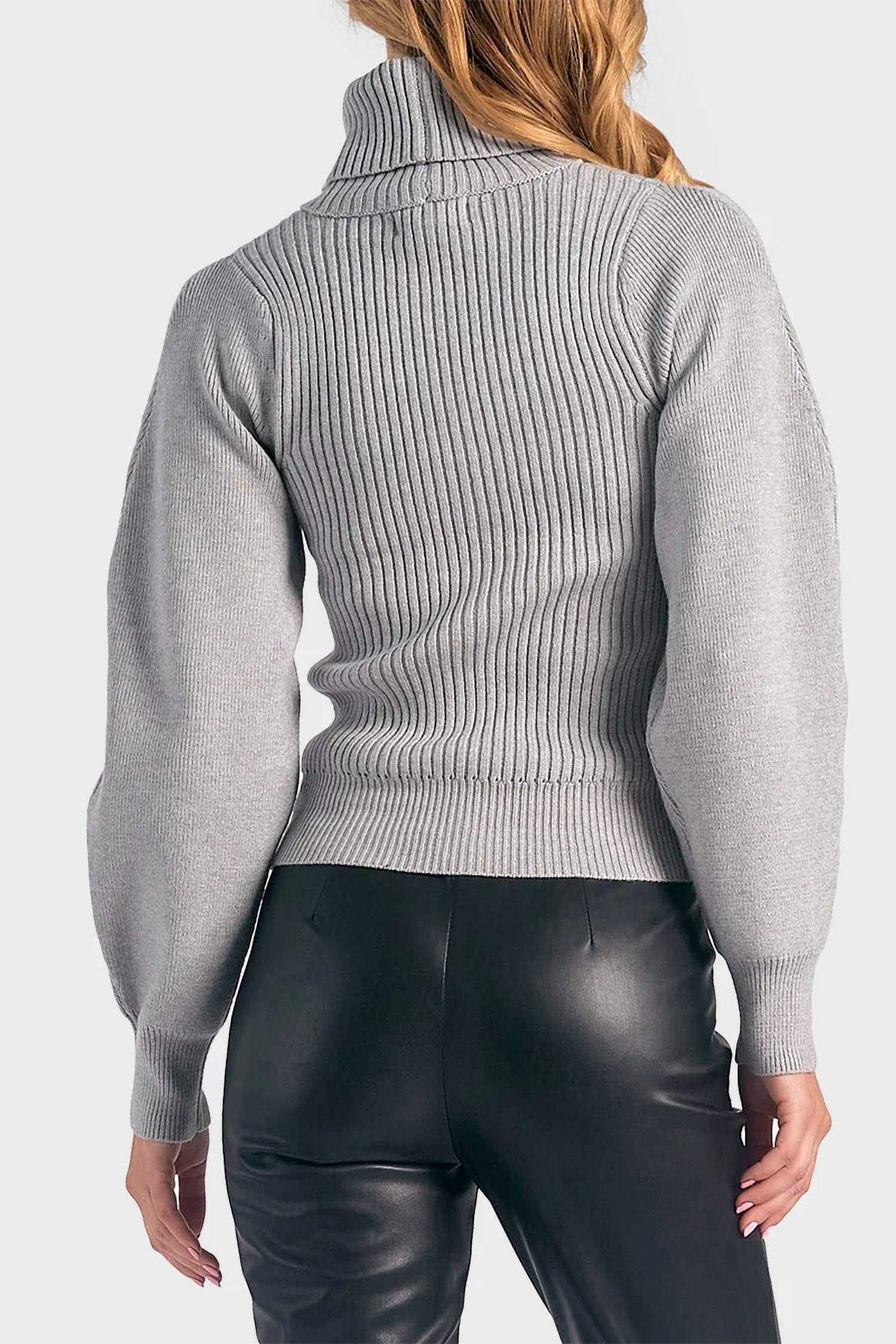 Elan - Cut Out Turtleneck Sweater