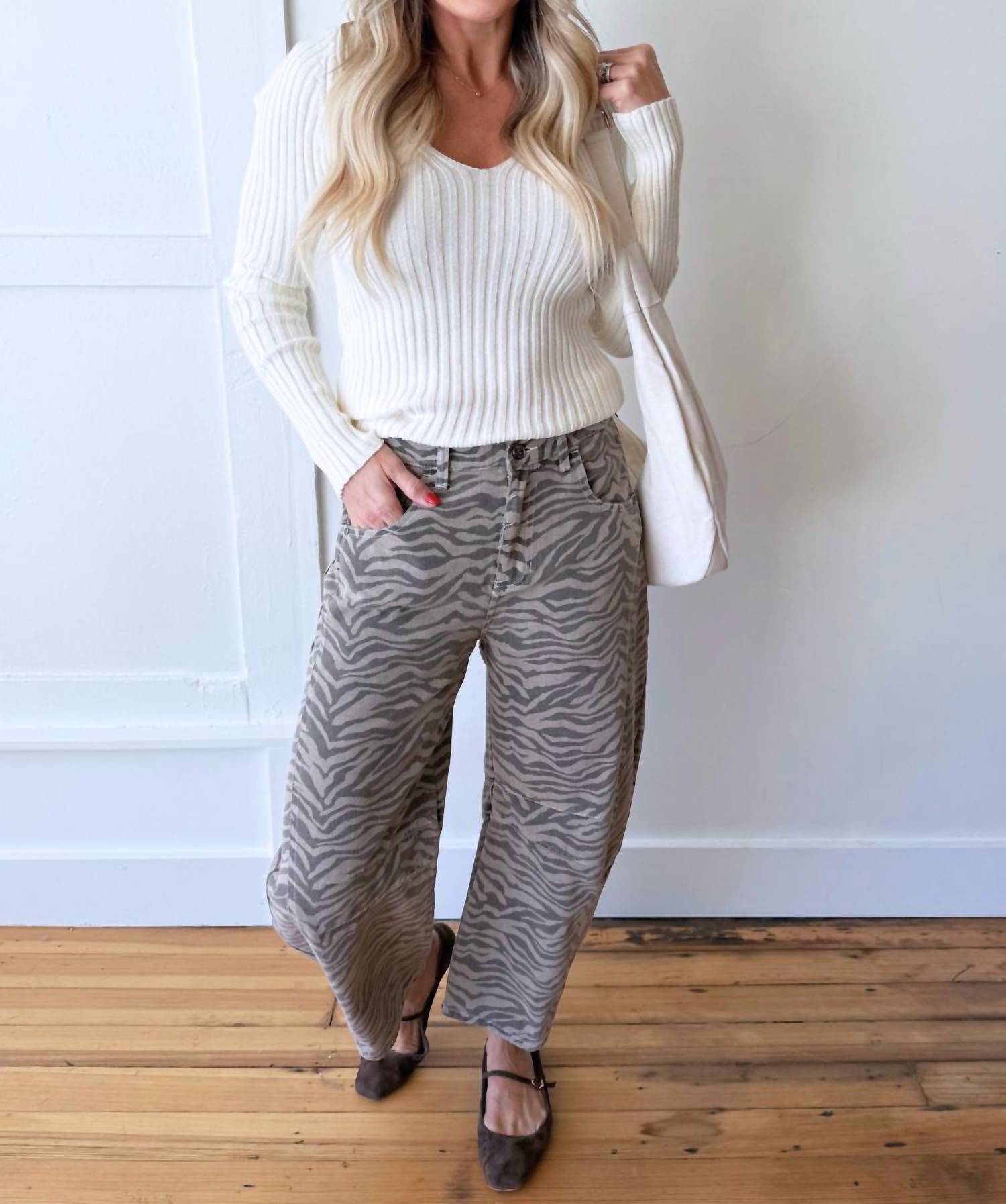 Mystree - Plunging V-neck Sweater Top