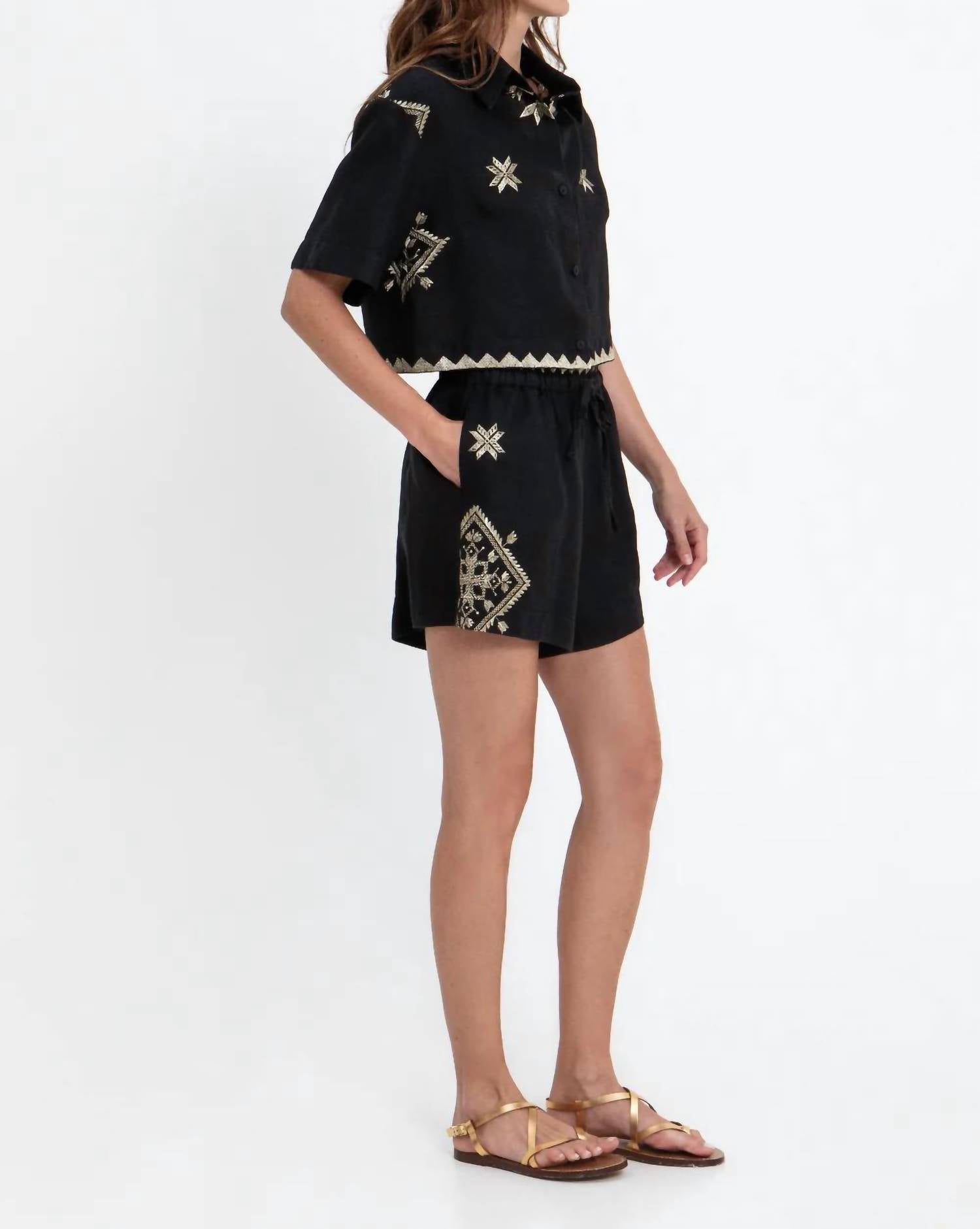 Greek Archaic Kori - Cropped Lefkada Short Sleeve Shirt