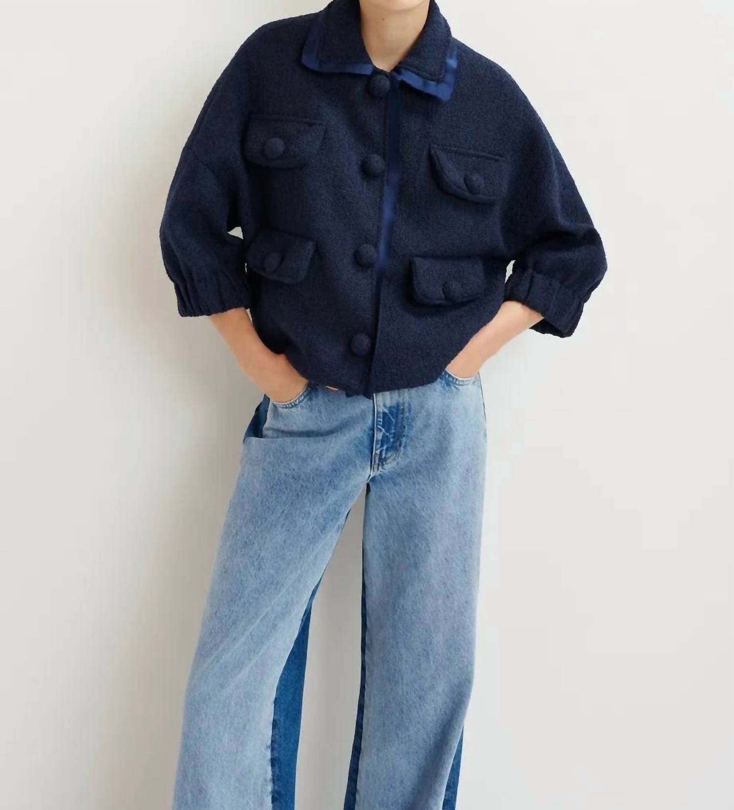 Essential Antwerp - Hecks Cropped Jacket