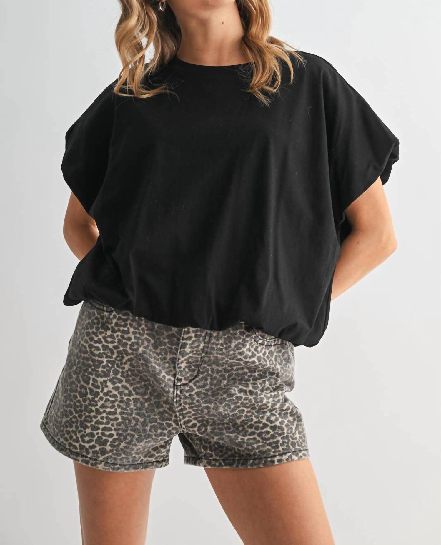 Wishlist - BUBBLE HEM KNIT TOP