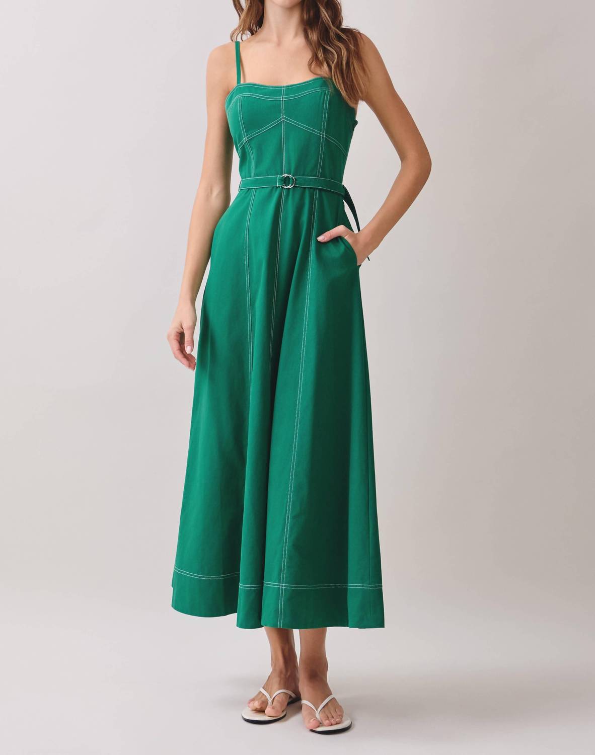 Tcec - Sleeveless Midi Dress
