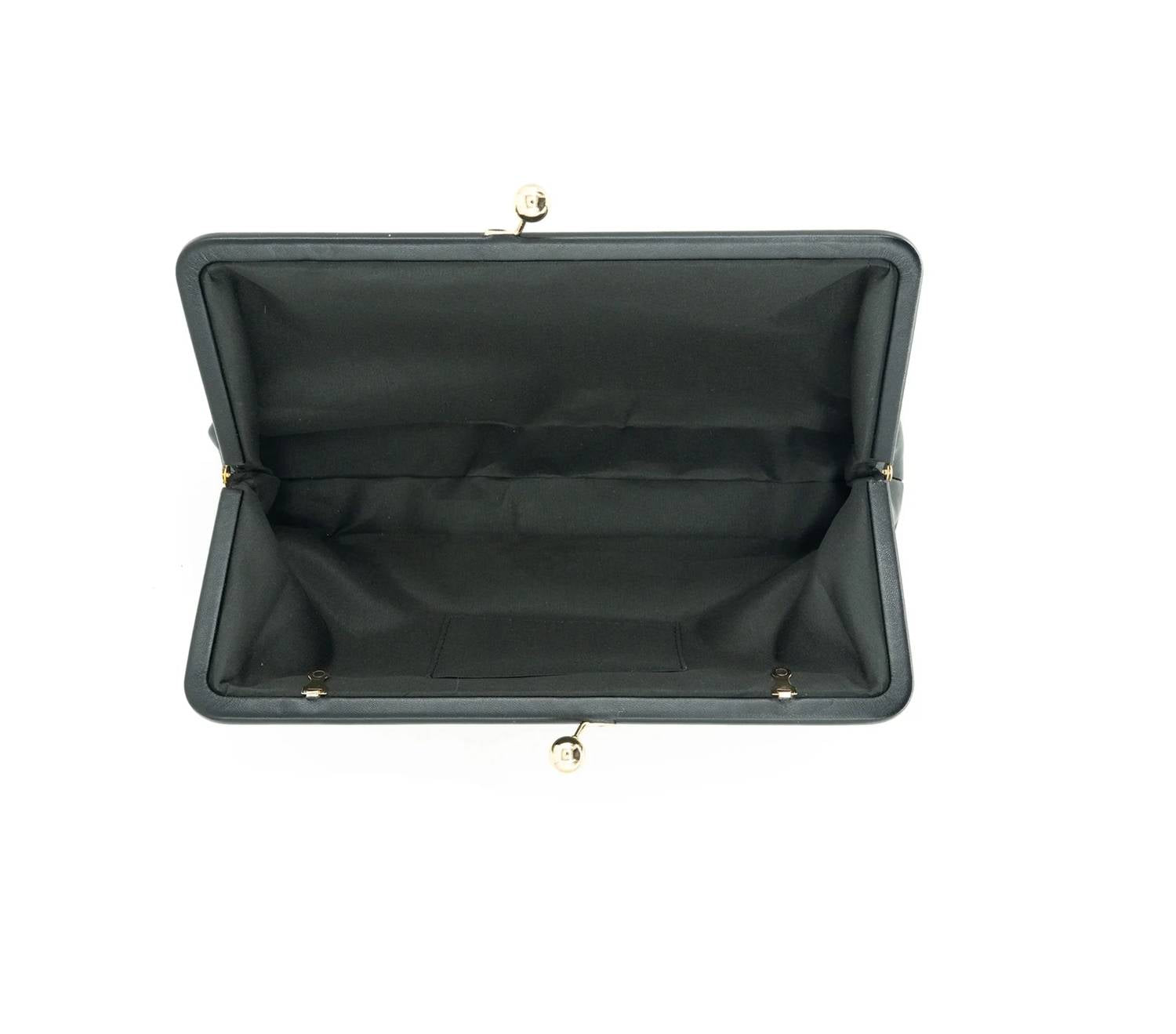 Bc Handbags - Women's Kiss Lock Clutch Bag