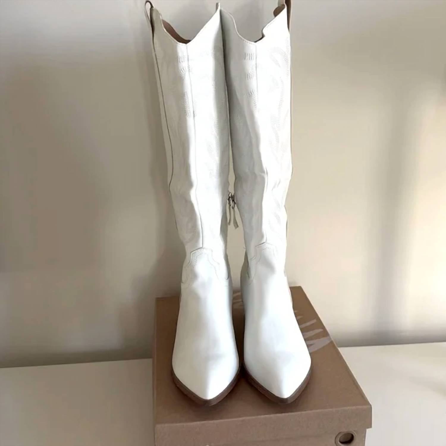 Miracle Miles - Women's High Western Embroidery Block Heel Boot