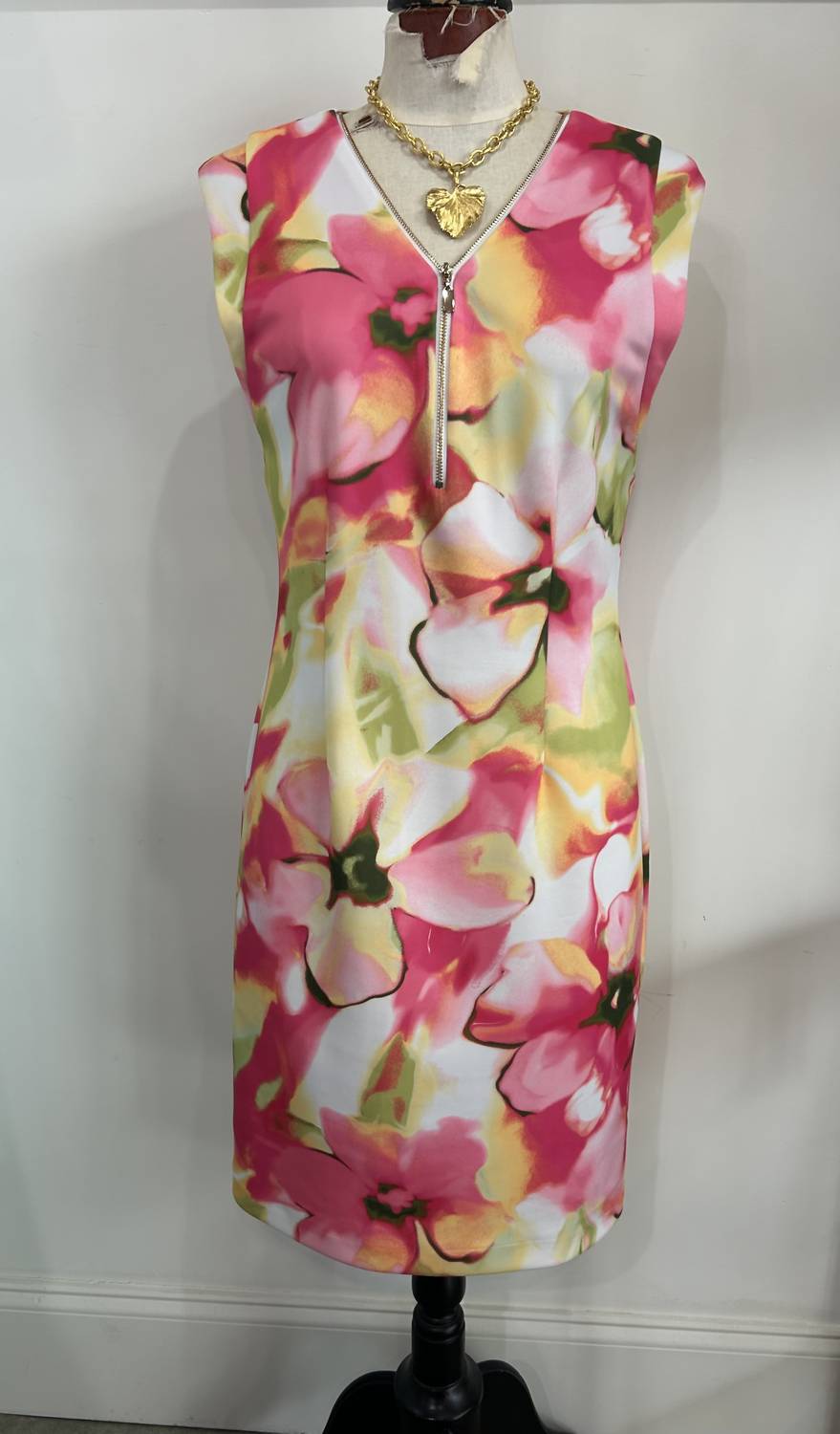 Frank Lyman - scuba floral dress