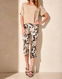 Tribal - Printed Bengaline Pull-On Elastic Waist Capri Pant
