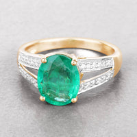 Diana M Jewels Women's Oval Natural Zambian Emerald Fashion Ring (2.29 Ct) - Classic Plus in 14k yellow gold - women's jewelry - detail view