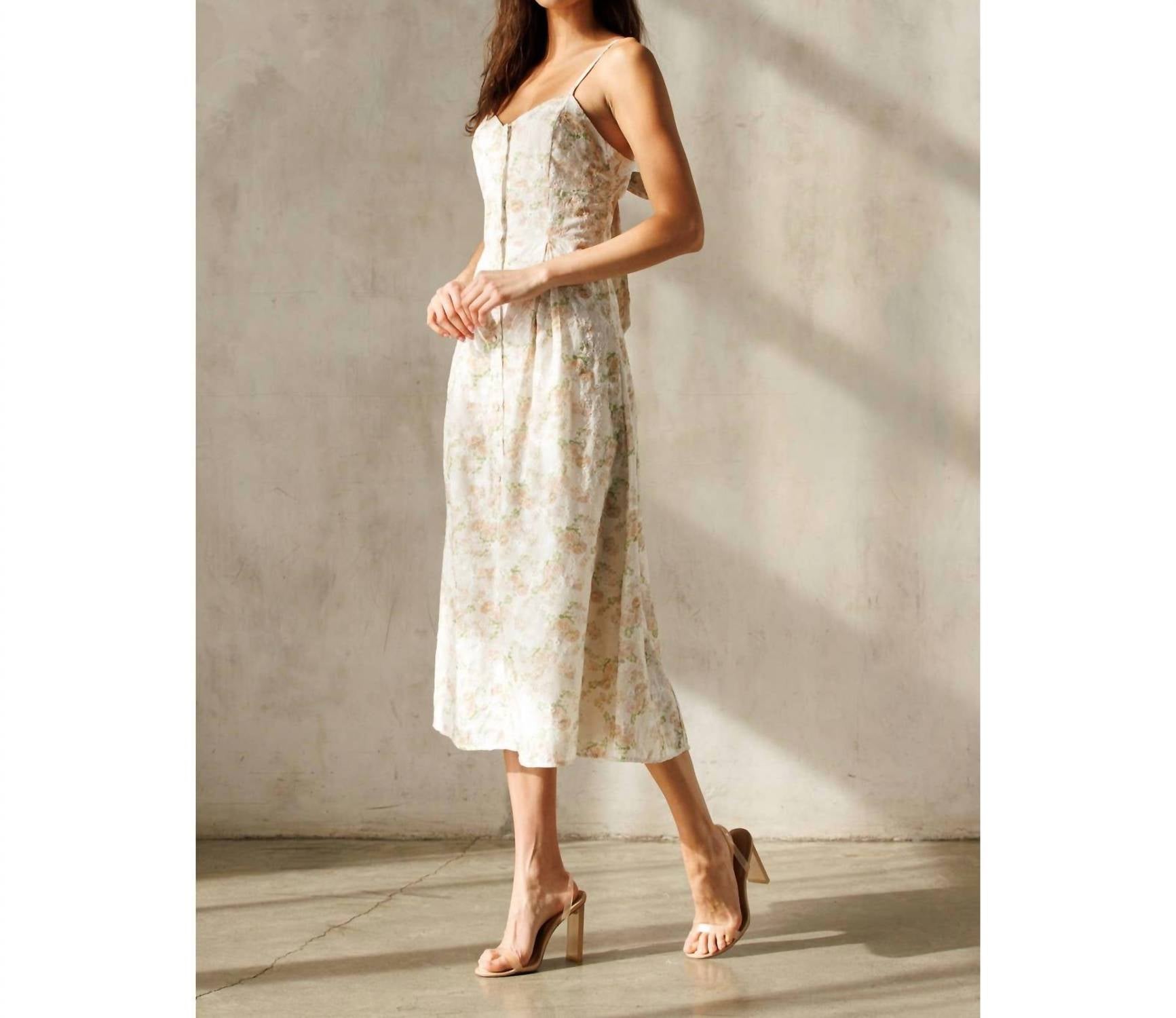 Storia - Romantic Floral Midi Dress