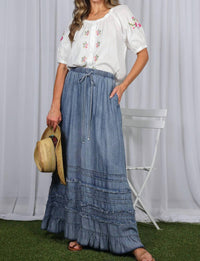 Vine & Love - Ruffle Frayed Hem Maxi Skirt