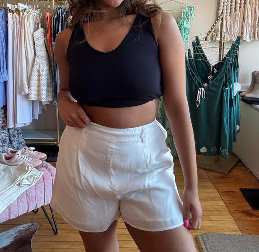 Sadie & Sage - Coastal Crew Pleated Shorts