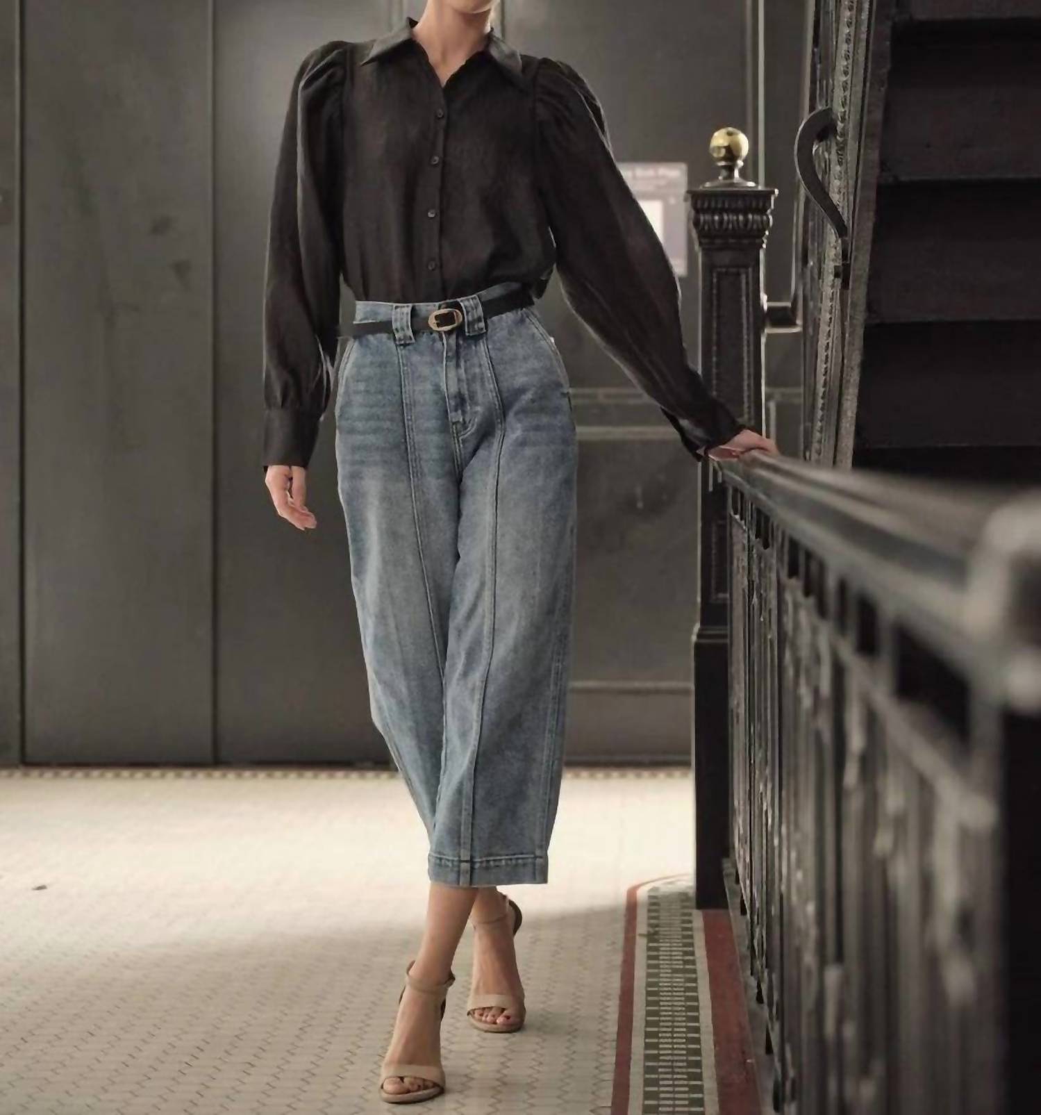 Aaron & Amber - Baggy Cropped Jeans