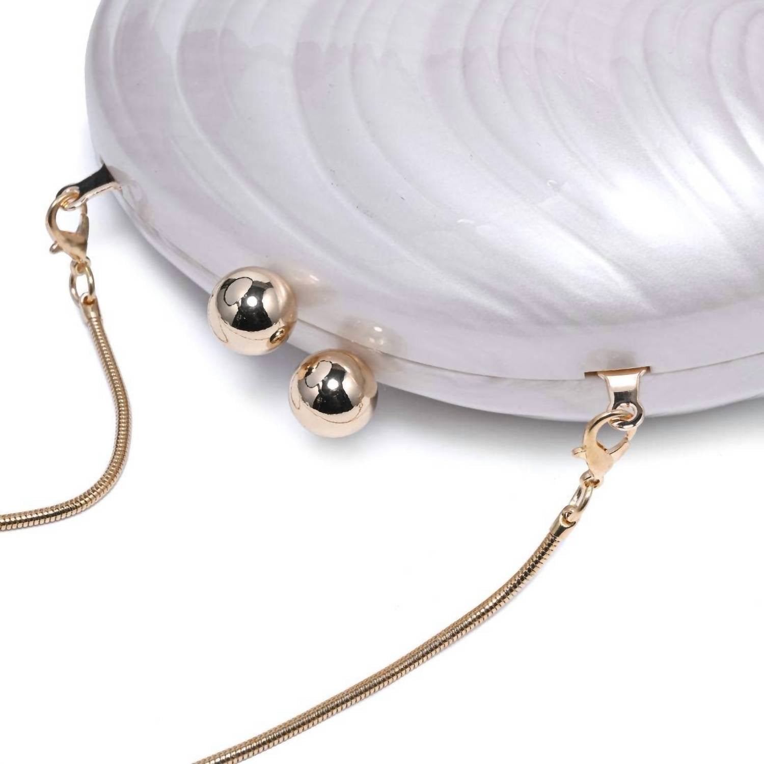 Urban Expressions - The Capri Clutch