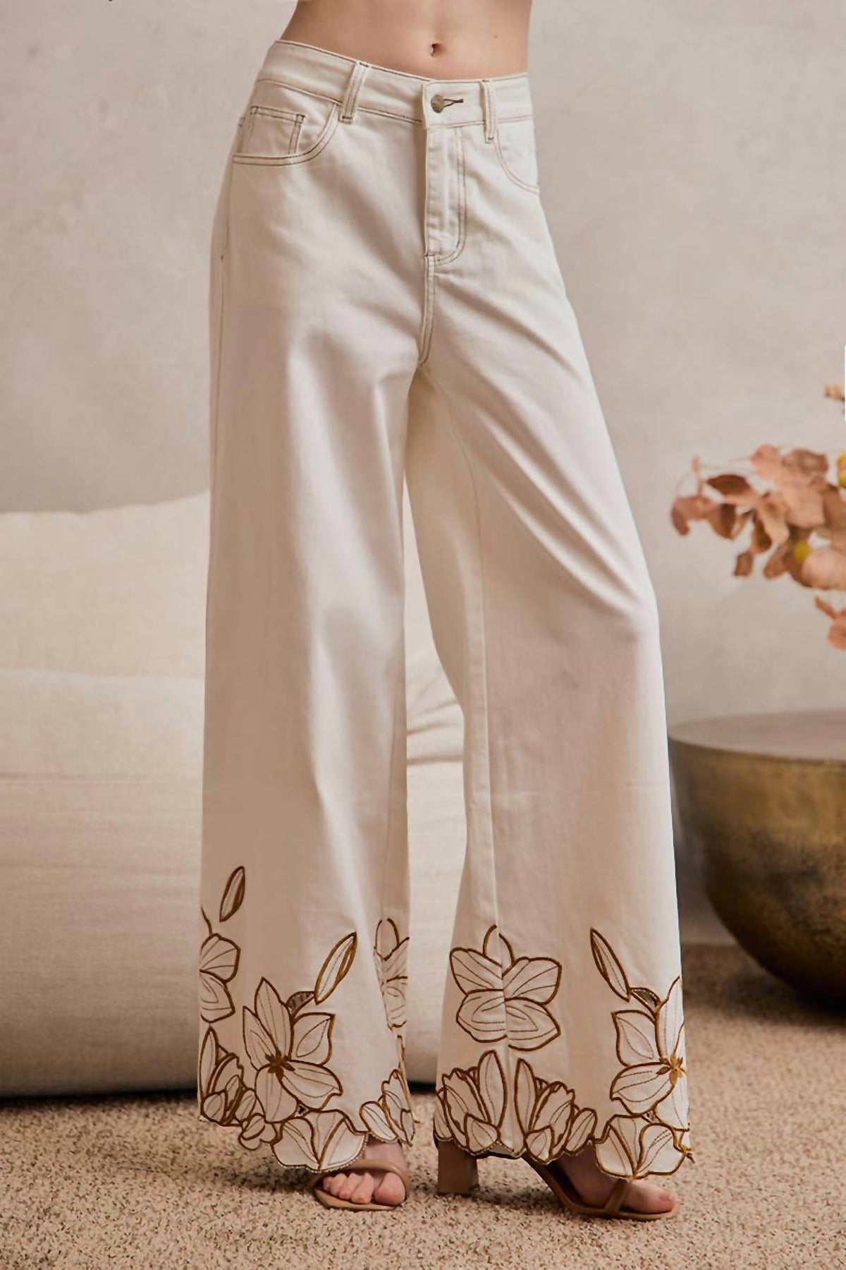 So Me - Floral Embroidery Pant