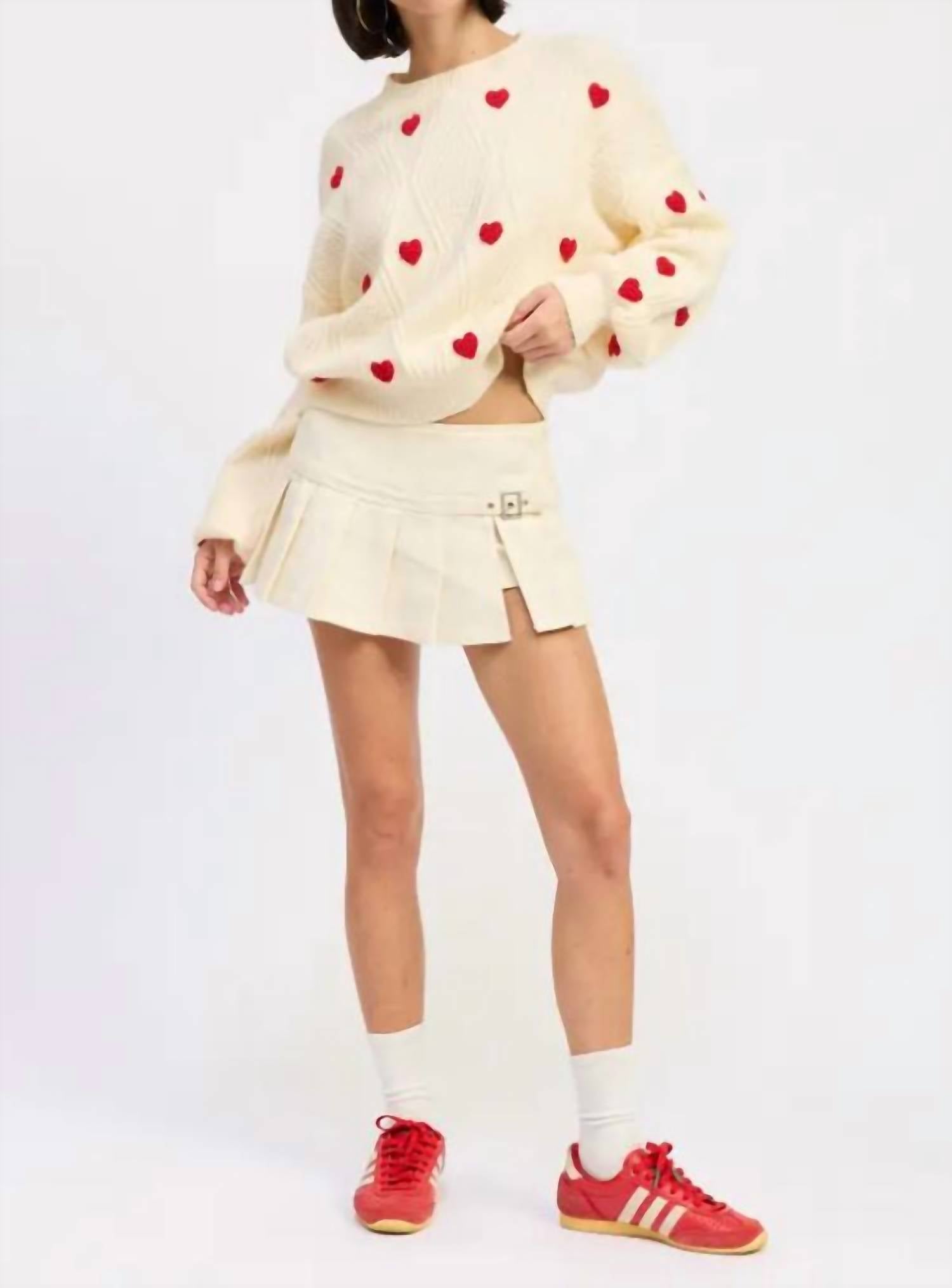 Mint Exclusives - Mi Amour Embroidered Crew Sweater