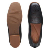 Clarks - Women's Sarafyna Sky Loafer