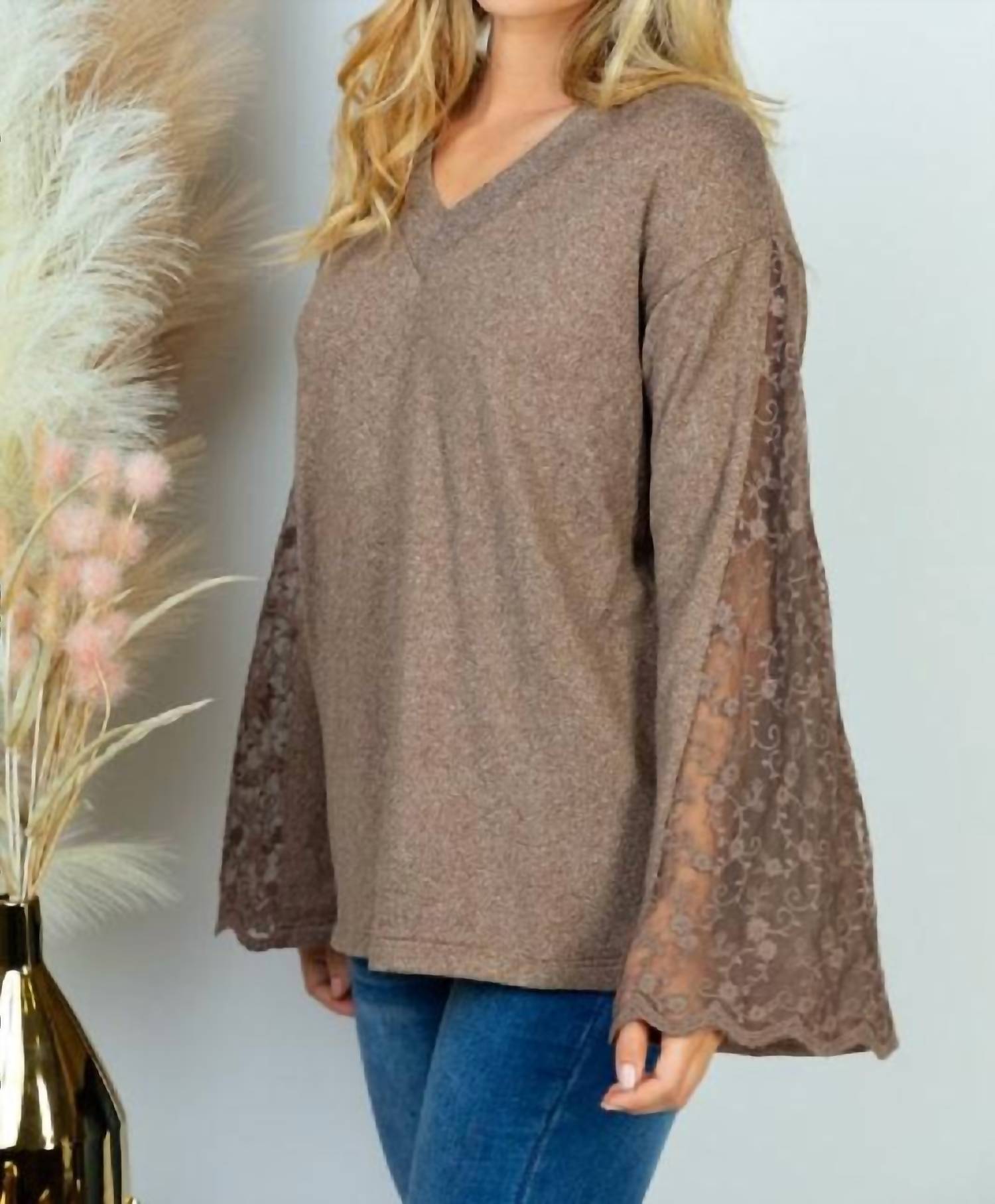 White Birch - Lace Sleeve Solid V-neck Top