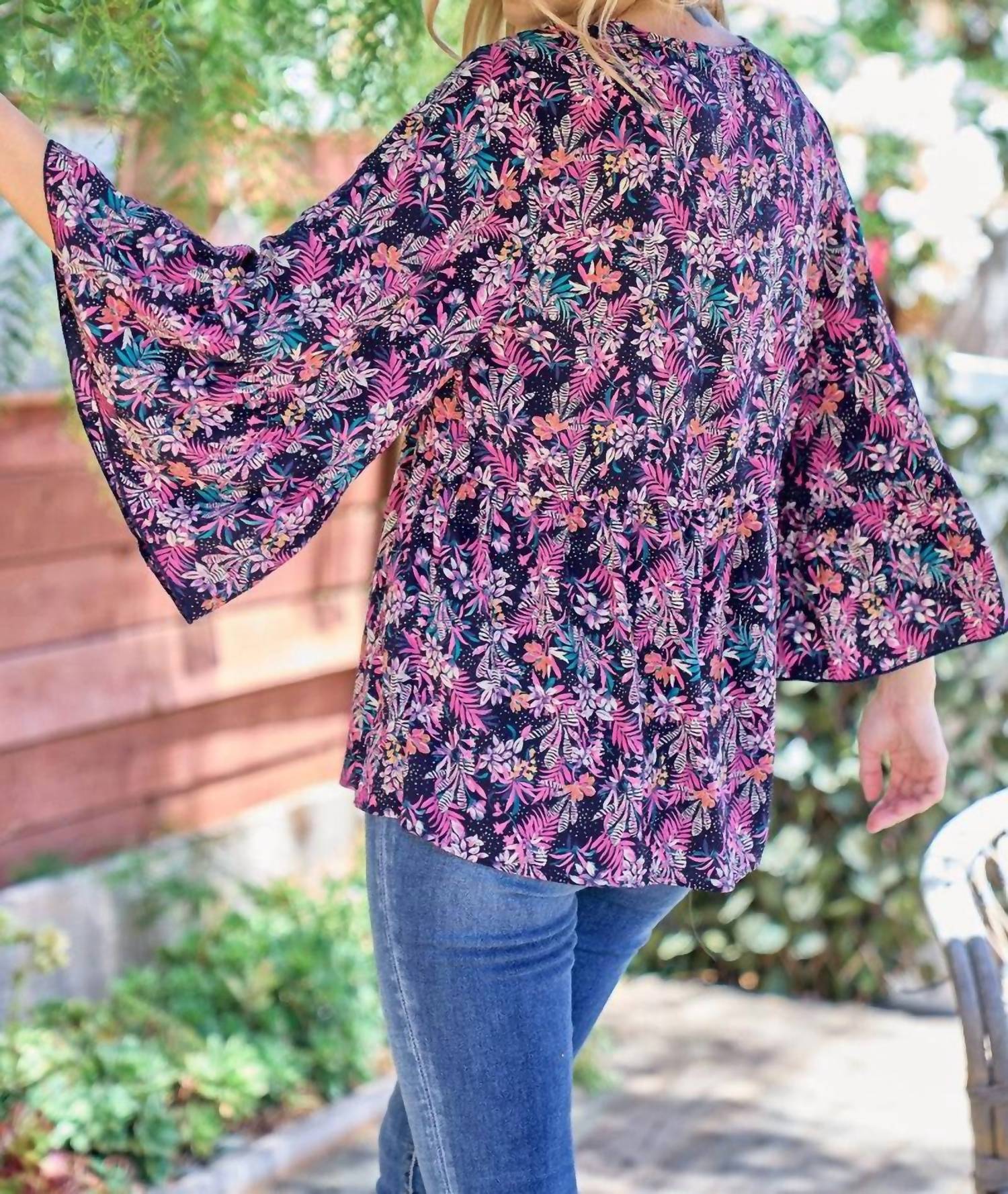 Hailey & Co - Floral Babydoll Bell Sleeve Top