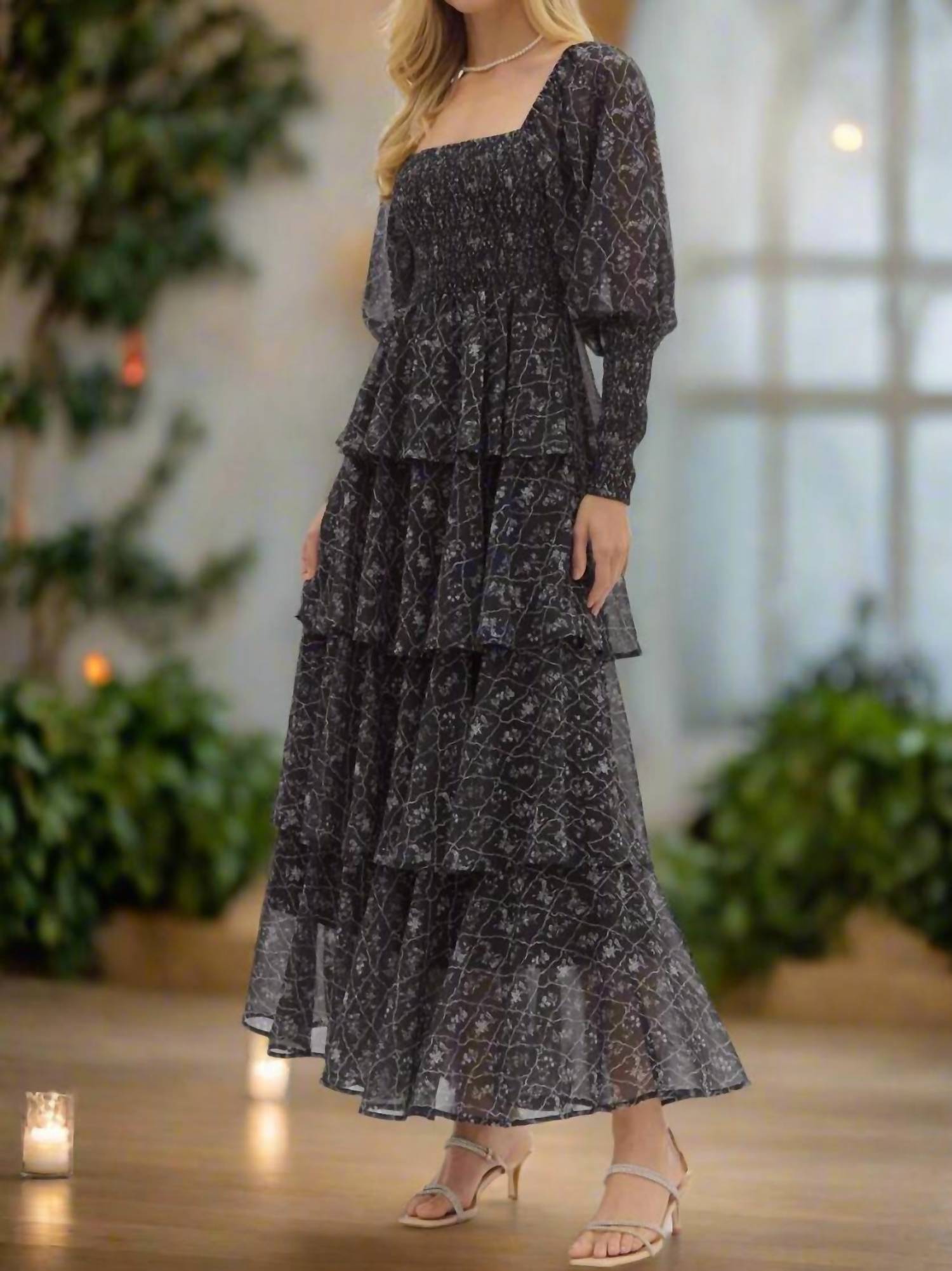 Entro - Tiered Floral Puff Sleeve Maxi Dress